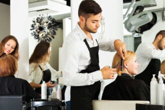 Guía de etiqueta para visitar el salón de belleza