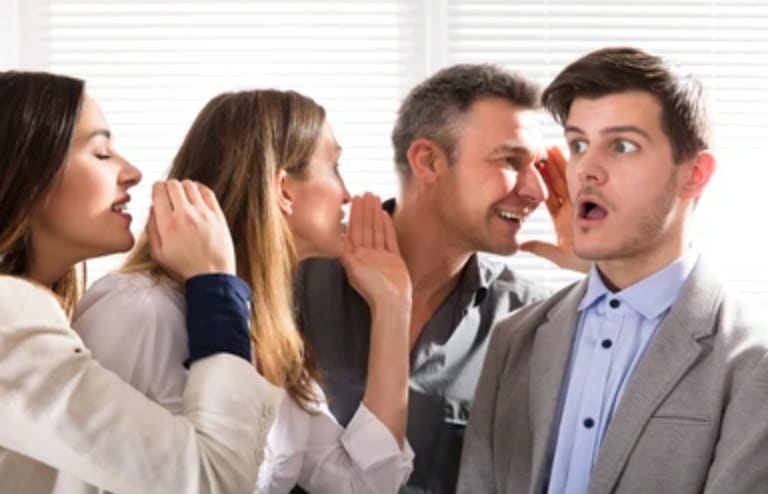 La importancia de ser chismoso